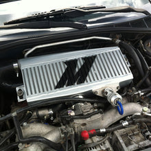 Load image into Gallery viewer, Mishimoto Subaru 02-07 WRX/04-07 STi Top-Mount Intercooler Kit - Powder Coated Silver &amp; Blue Hoses